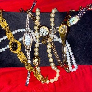 Alto Japanese fashion watches and pearls.
